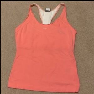 WOMAN’S NIKE Tank SIZE L